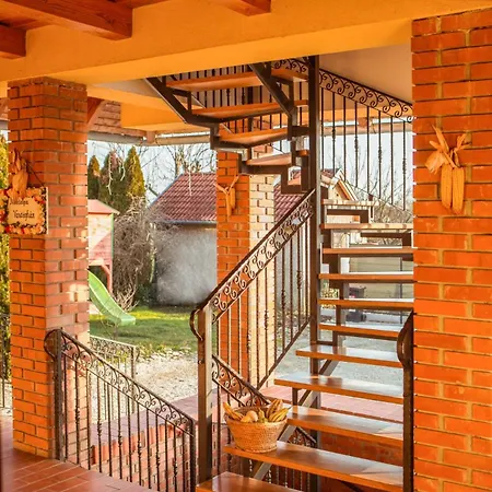 Nosztalgia Maison d'hôtes 3*